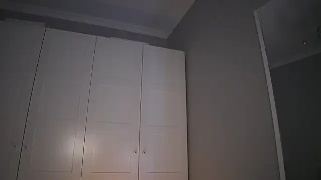 -JuicyMolly- — booty tease in morror