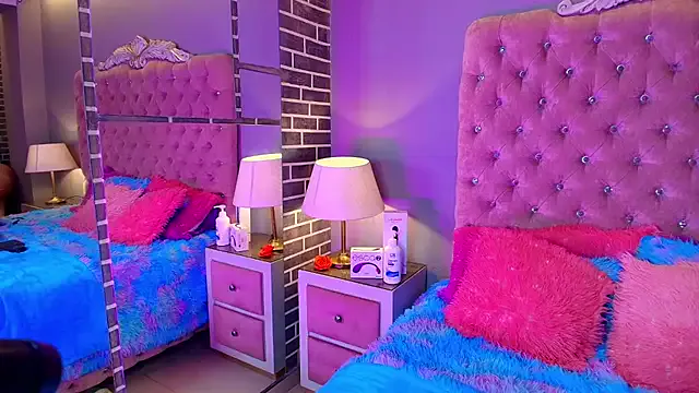 AdelaineBest — Show Asshole