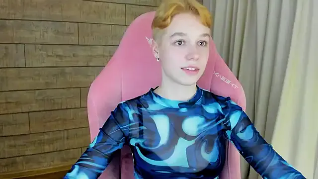 AgataGate — the most charming coat