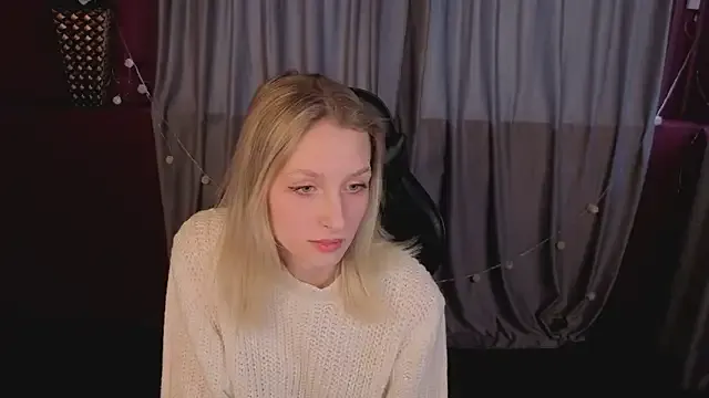 Akiro_Kim7 — Play with the straps