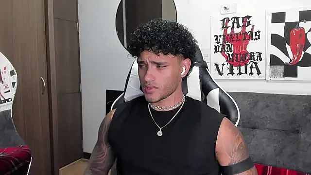 Alessandro_Vanni — OIL MY HOT BODY