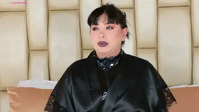 StripChat Alexa_Miss is Freechat Alexa_Miss — Take off my sports clothes