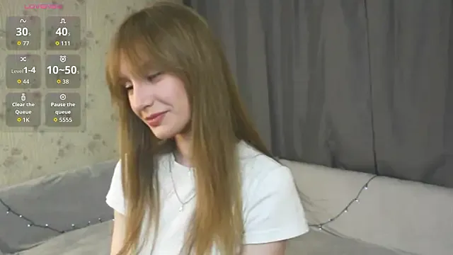 ArielNasvish1 — Shake my tits