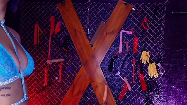 Arion_and_Velvet_bdsm — 3 needles in the clitoris + pvt exclsuiv