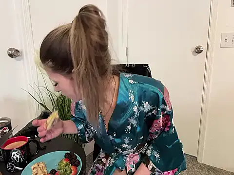 StripChat AshenRoe is Private AshenRoe — Make me cum!