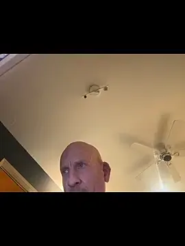 StripChat BigDadPenis is Freechat BigDadPenis — 440