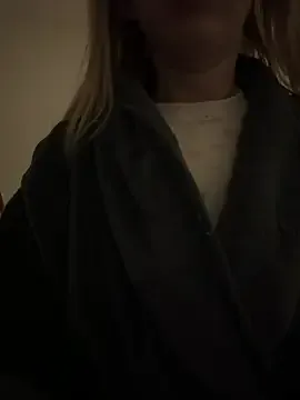 StripChat Blonde_CassieXX is Freechat Blonde_CassieXX — Fuck my tight pussy with a big cucumber