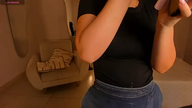 ChloePreston_ — make me moan