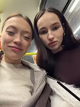 CityLynx — Suck finger and eye contact