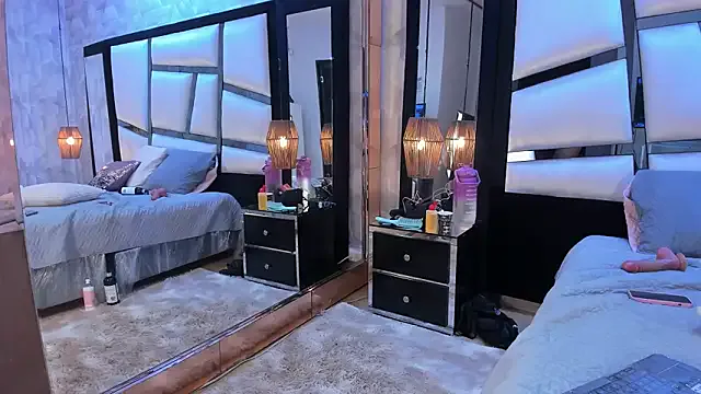 CleoDemon — contro lush + squirt my feets