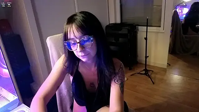 StripChat CornetDeGlace is Freechat CornetDeGlace — met toi nue