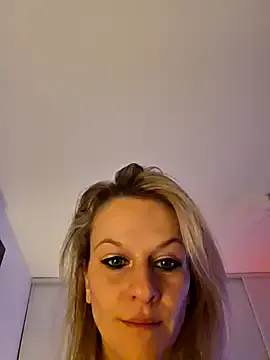 StripChat Couple-Kiwii-Orchidee-Boy is Freechat Couple-Kiwii-Orchidee-Boy — Mettez vous nu