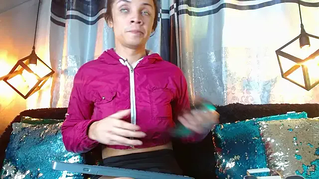 Cristal_Gem1 — hi my cris pm