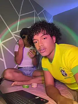 DanteAndKyle — Romantic kiss 