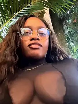 darle_volant — Make me squirt with domi 