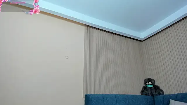 Dulce_emi — lovense control x 3 minutes in my ass