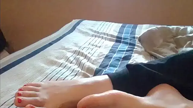 StripChat Elinatiranda is Freechat Elinatiranda — Boobs