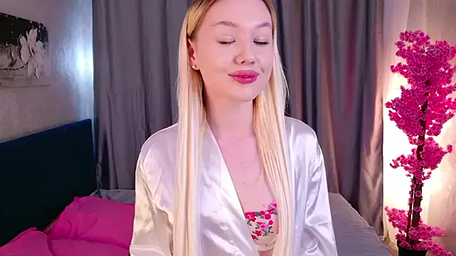 StripChat Flirty_lee is Freechat Flirty_lee — take off my robe