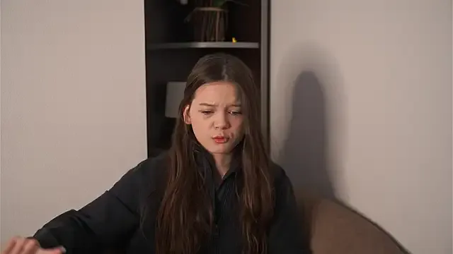 StripChat FloBulman is Freechat FloBulman — Show my loooong tongue