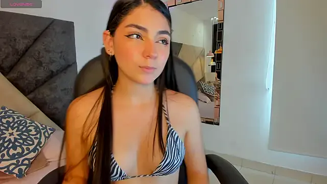 StripChat GiaCapriani is Freechat GiaCapriani — Fuck my pussy