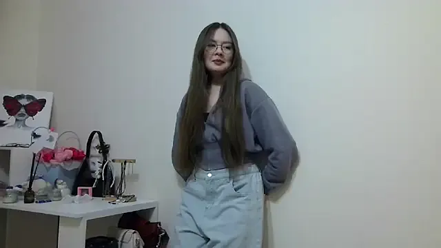 GloriaWalkerJr — tease with a topic