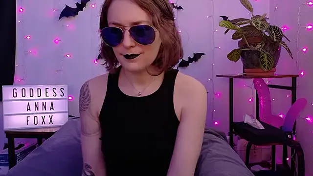 goddessannafoxx — take my top off