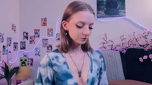 StripChat Golden_dawn is Freechat Golden_dawn — sexy teasing lips