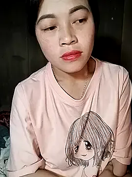 StripChat Hani-i is Freechat Hani-i — Show bare breasts