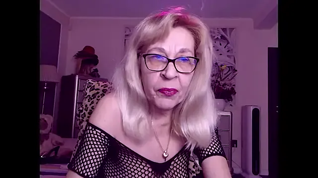 StripChat HornyMilf_555 is Private HornyMilf_555 — Dance naked for you