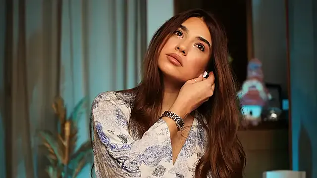 ItalianGirl — CRAZY HOT Naked CREAMY Fingering 