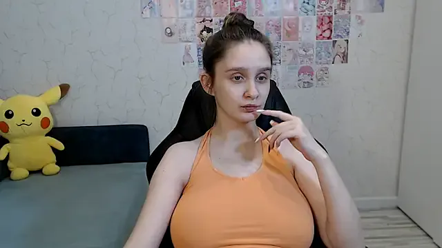 Jackie_Morgan — .Oil on my boobs and  big belly