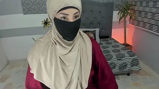 StripChat Jalima_sabag is Freechat Jalima_sabag — Plug anal + finger pussy!