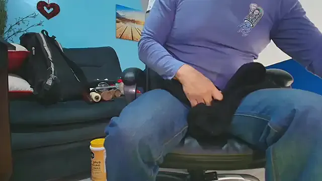 juanses_n_toro — jerk off, cum and eat it mmmmmm yummm