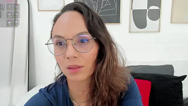 JulianneHarris — Freechat on StripChat