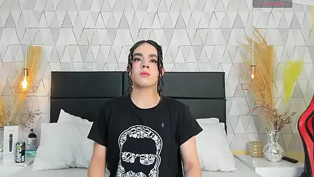 JustinePerry — stroke your cock