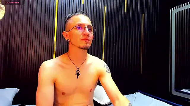 KarloStrom — slow masturbation 