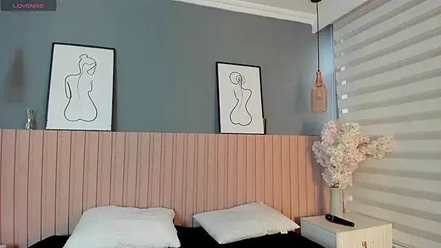 StripChat karo_linee1 is Private karo_linee1 — DEEPTHROAT MESSY MACHINE X 2 MIN