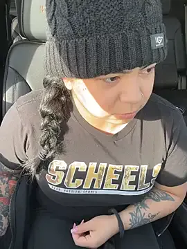 kimmiakiss22 — Freechat on StripChat