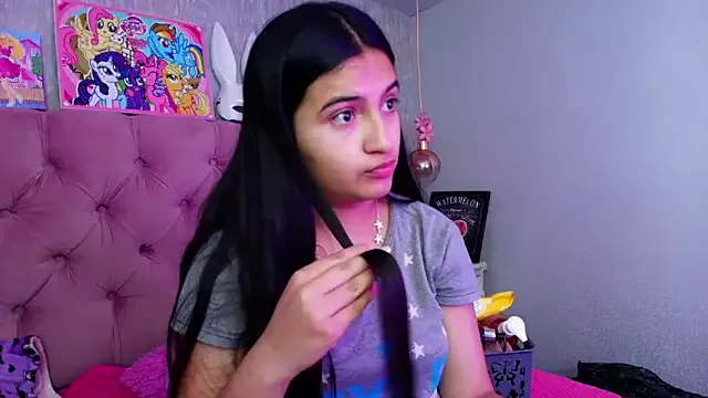 StripChat laurenelove is Freechat laurenelove — hard slaps on my butt