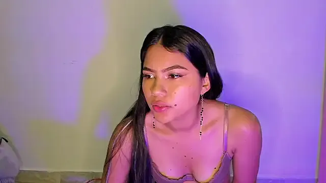 linda_alana — Sensual Strip To Full Naked