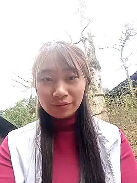 Linh_sexy98 — I'm a pook girl please  help me thank yo