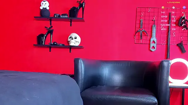 StripChat Ma1ilda_Ardent is Freechat Ma1ilda_Ardent — WIGGLE TOES CLOSE TO CAM