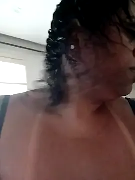 Maliaebonyfetish — Play Anal, pussy, squirt suck boobs