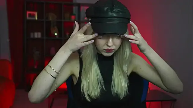 MaoqiBeverly — I want a lollypop, do you?