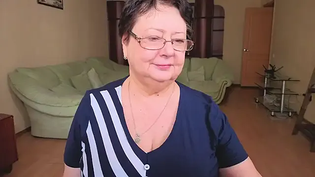 StripChat Margo_Moll is Freechat Margo_Moll — Do you want to see my legs?