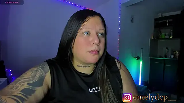 mariana_smittt — cum + gift toy control