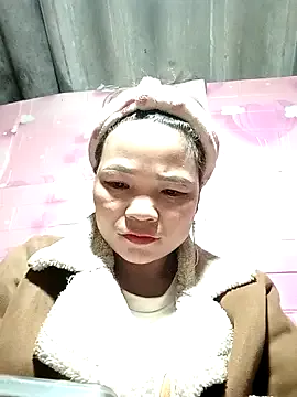 maymay-2000 — Change clothes