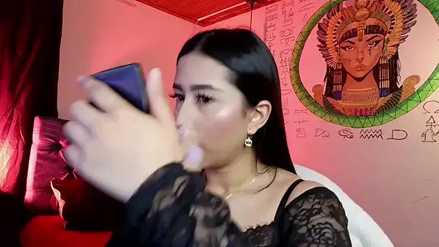 melissa__dolce — show ass + spanking the buttocks