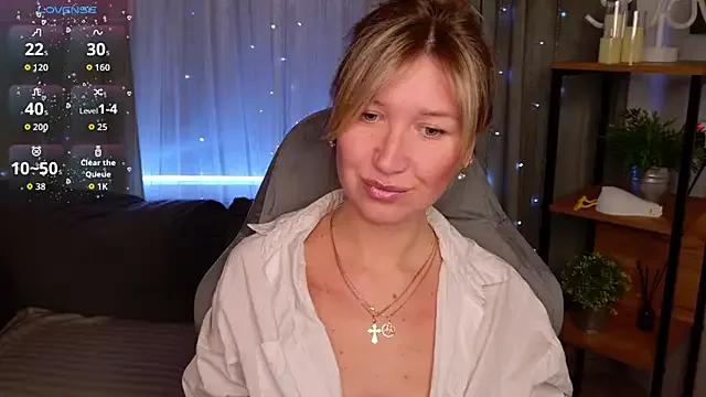 MilaBott — doggy+ show asshole