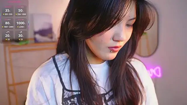 StripChat MoiraEger is Freechat MoiraEger — licked ice